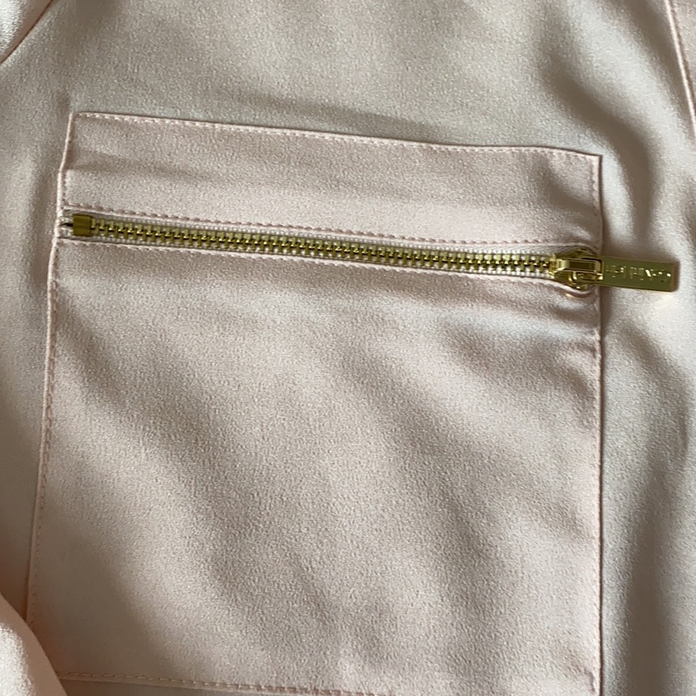 Calvin Klein blouse. - Picture 2 of 3